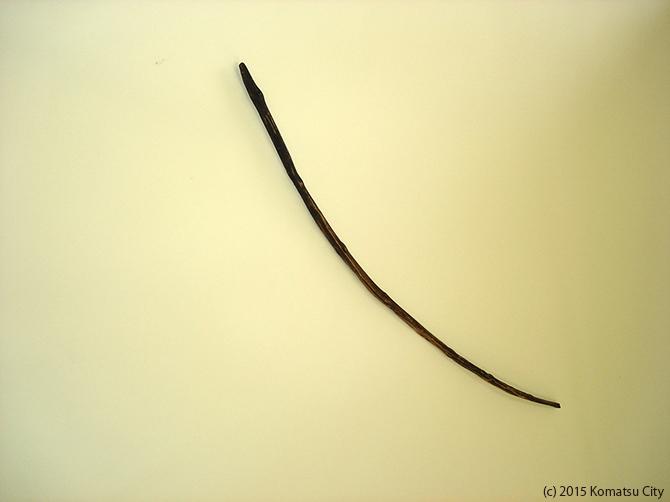 こげ茶色で細長い弓通番号:463の写真