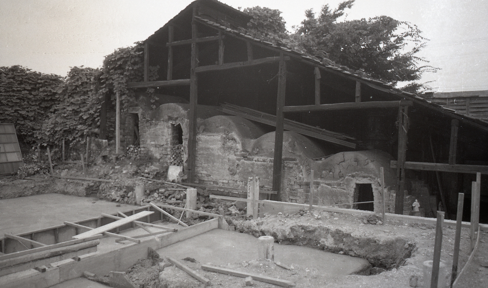 1973年(昭和48年) 八幡の連房式登窯