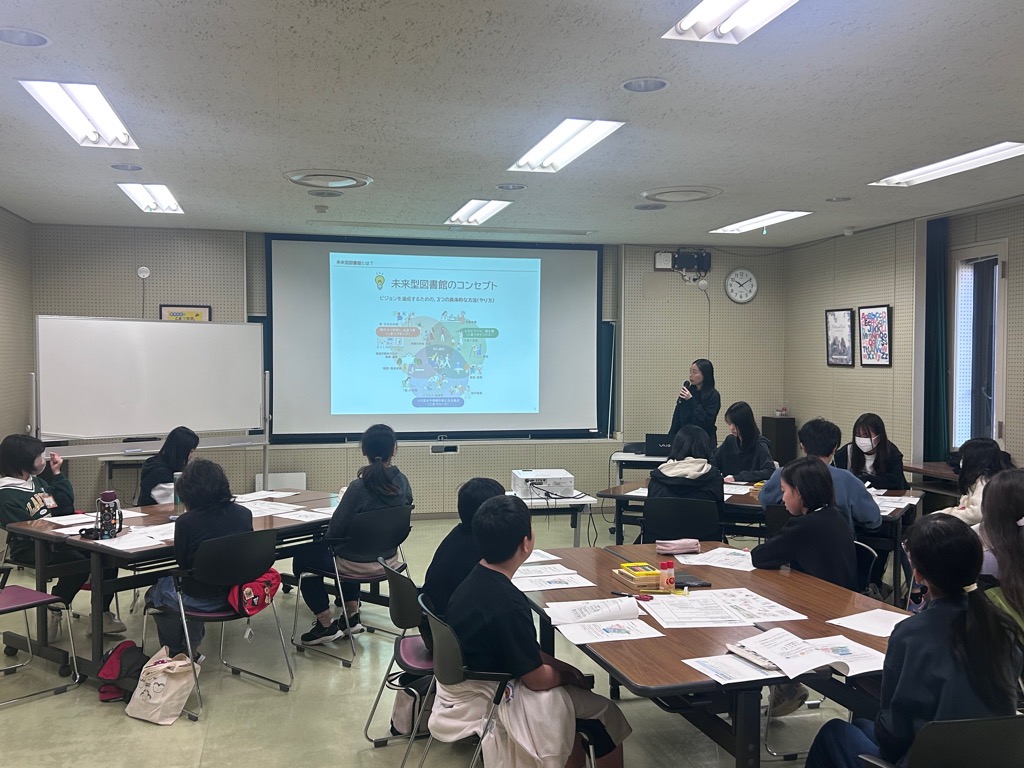 子ども司書養成講座の様子