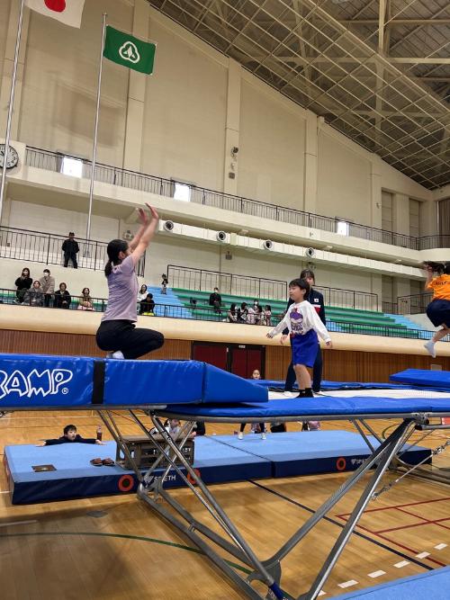 トランポリン教室R73