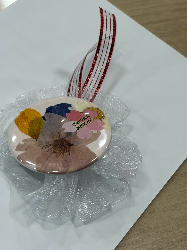 出来上がった缶バッチ