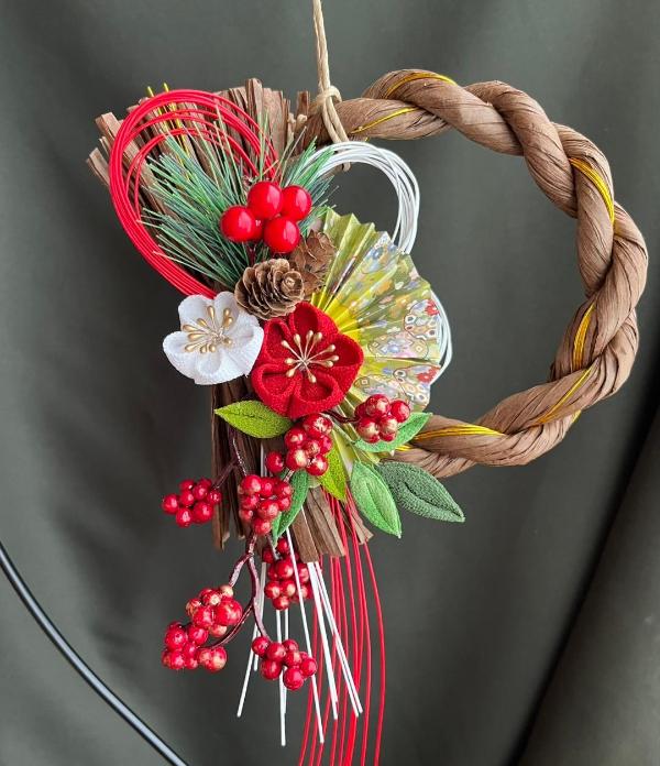 つまみ細工のお正月飾り作品