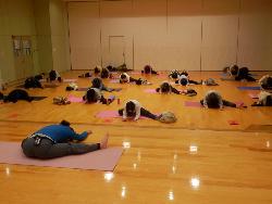 ヨガの会場風景