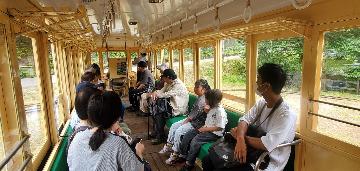 キハ3が停止位置まで進んだところ