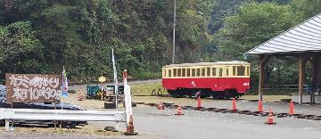 ポッポ汽車展示館まわりの様子