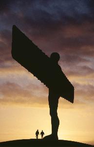 ゲイツヘッド市のまちなみ（北の天使）