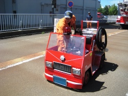 ミニ消防車3