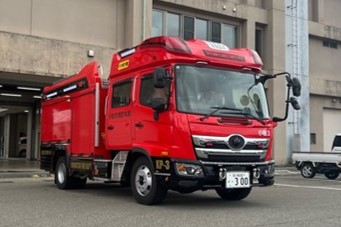 水槽付きポンプ車1